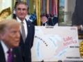 Канада высмеяла переименование озера Трампом