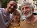 Цымбалюк показал трогательные фото отдыха с родителями