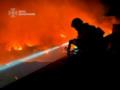 Россия атаковала супермаркет в Запорожье: пожар охватил более 10 тысяч кв. м