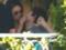 Милу Кунис и Эштона Катчера застукали за жаркими поцелуями (3 фото)