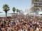 На гей-парад в Тель-Авиве вышли сотни тысяч людей