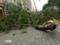 Large hail and strong wind. On the Sverdlovsk Region hurricane is again approaching