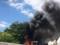Персонал клуба «Ибица» в Аркадии эвакуирует посетителей из-за сильного пожара