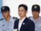 Глава Samsung отримав п ять років в язниці за корупцію