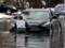 У Києві затопило вулицю