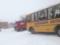 Під Харковом рятувальники витягли із снігового замету шкільний автобус