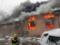 На Закарпатье горит четырехэтажный торговый центр