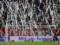 Болельщики забросали поле туалетной бумагой на матче Бундеслиги