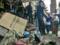 Радикалы завалили мусором здание полиции в Киеве