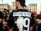 Лайфхак з Італії: уболівальник  Мілана  зробив найкрутішу в світі футболку після трансферу футболіста
