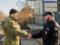  Do not try to leave Makeyevka . At the checkpoint "Lada Kalina" stopped by shots
