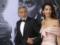 На фоне слухов о разводе Джордж и Амаль Клуни вместе посетили вечеринку Энистон