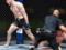 Коленом в полете: боец UFC за минуту  вырубил  соперника жутким ударом
