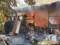 В Харькове во время пожара в столярном цехе сгорело 4 автомобиля