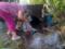 Жители оккупированного Мариуполя показали, где берут питьевую воду