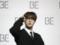 30-летний участник группы BTS побрил густую шевелюру и пошел служить в армию