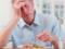 Трудности с глотанием во время еды могут оказаться предупреждением о раке