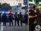  Приказали заложить руки за спину : в Лос-Анджелесе полиция заблокировала работу CNN на акции против Трампа.
