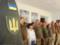 В Николаевской области гражданские с битами и трубами напали на ТЦК, в ответ раздался выстрел