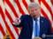 Трамп изменил свою фирменную прическу и поразил интернет новым цветом волос. Фото до и после
